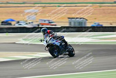 media/Sep-07-2025-TrackXperience (Sun) [[ee17e62fad]]/Level 2/Session 4 (Lower Chicane)/